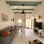 T3 - Maison 6 Couchages - Piscine - Clim - Wifi - Garage 别墅