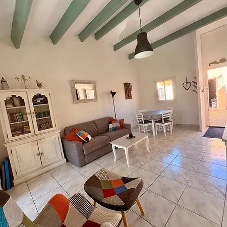 Villa T3 - Maison 6 Couchages - Piscine - Clim - Wifi - Garage *