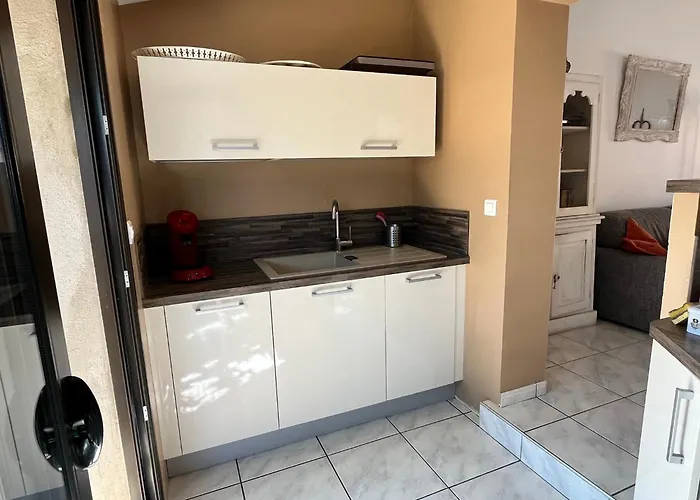 T3 - 6 Couchages - Piscine-clim-wifi-garage